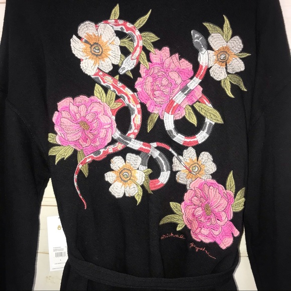 SPIRITUAL GANGSTER FLORAL EMBROIDERED WRAP KIMONO - Picture 7 of 16